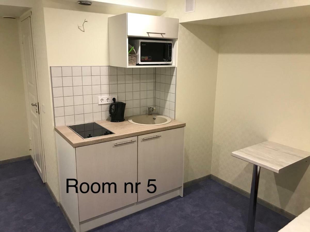Liivalaia 40 Cozy Kitchen Studio ทาลลินน์ ภายนอก รูปภาพ